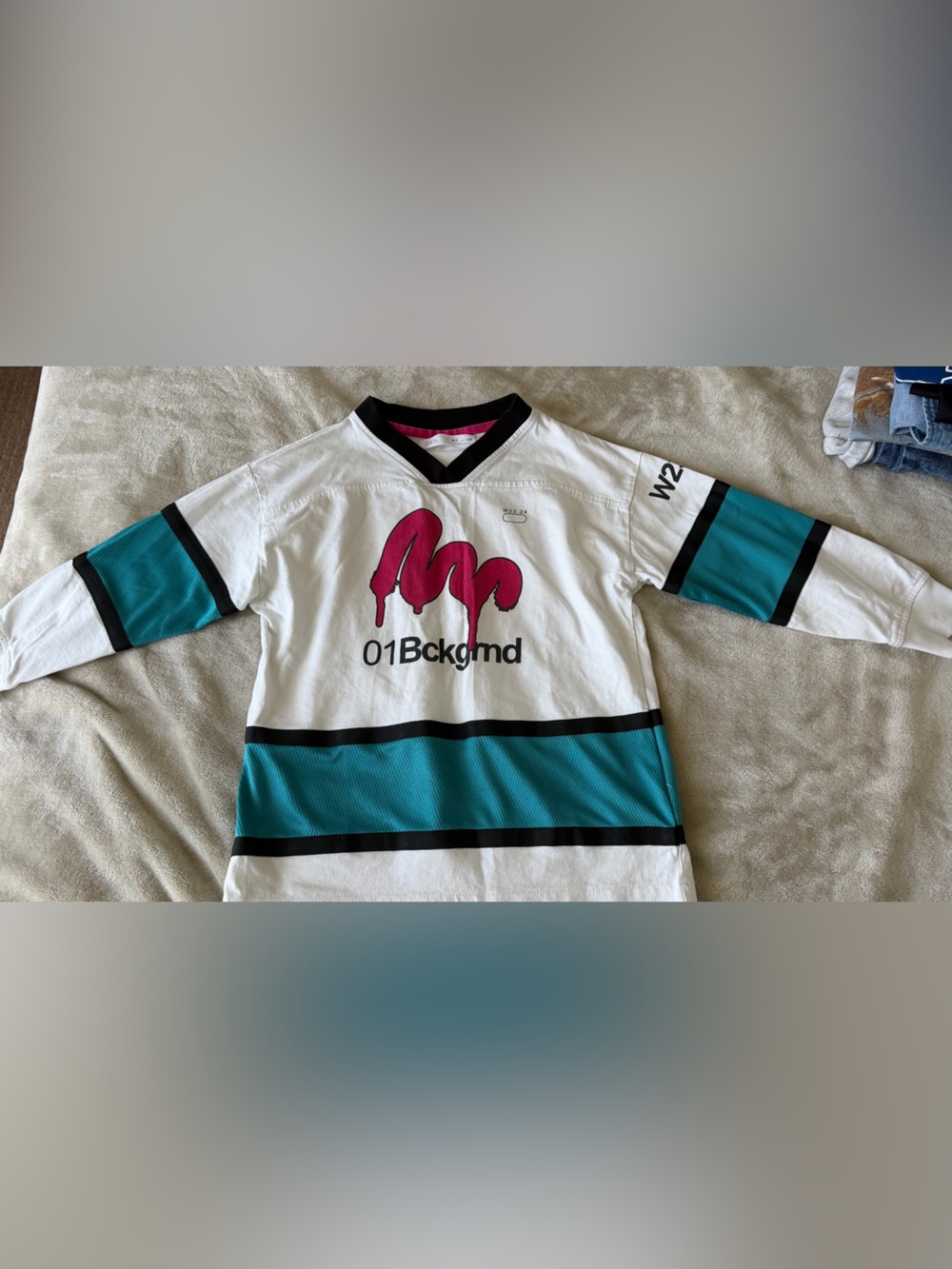 Zara White, Teal & Magenta Graphic Long Sleeve Tee